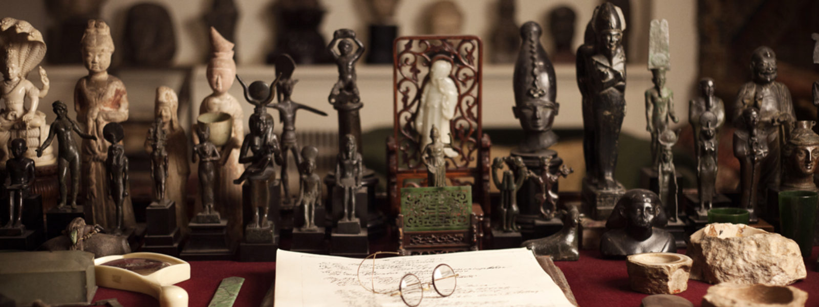 Freud's Desk, Karolina Urbaniak