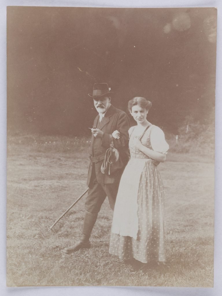 Freud & Family - Freud Museum London