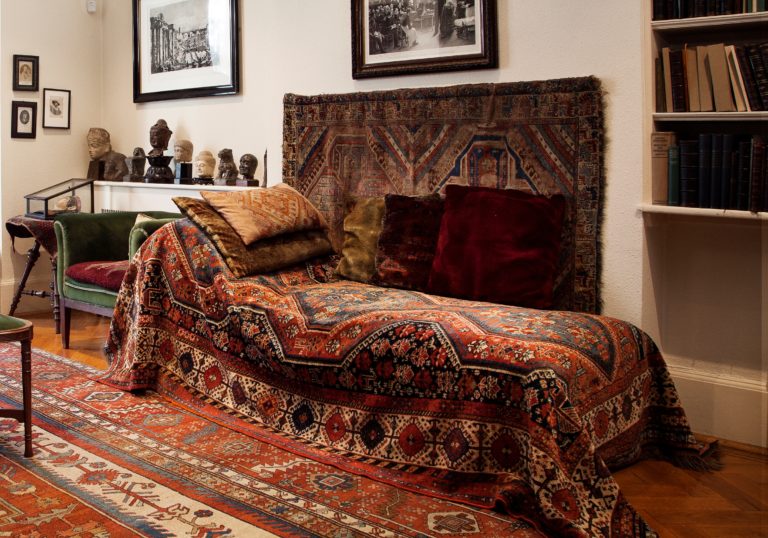 Sigmund Freud's Famous Psychoanalytic Couch Freud Museum London