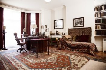 What to see at the Freud Museum - Study, desk and couch