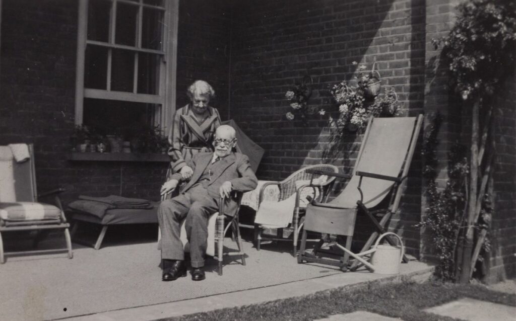 Sigmund and Martha Freud at 20 Maresfield Gardens, 1939