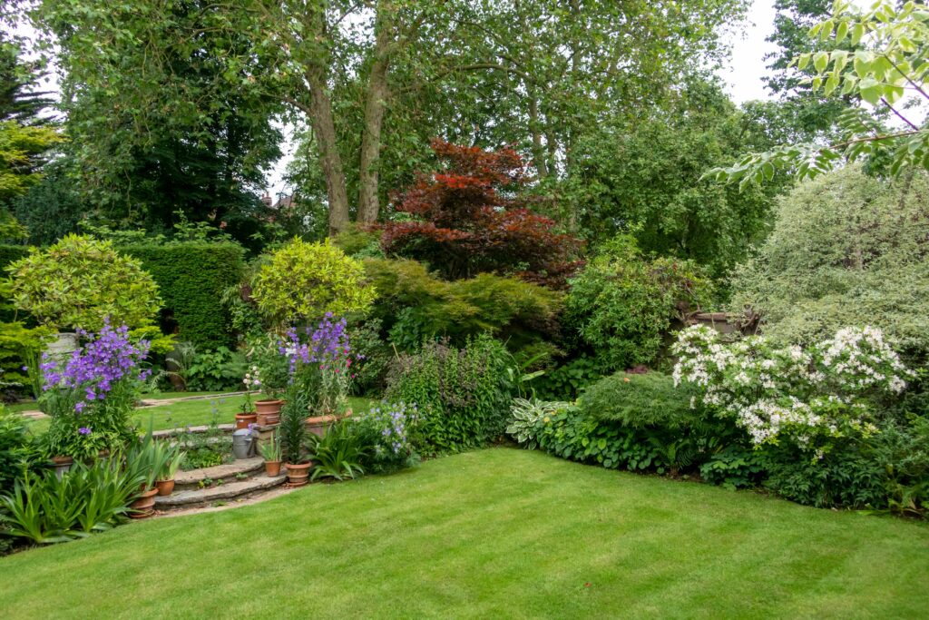 Little House A, Garden and Lawn